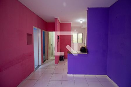 Sala de apartamento para alugar com 2 quartos, 48m² em Vila Cristina, Ferraz de Vasconcelos