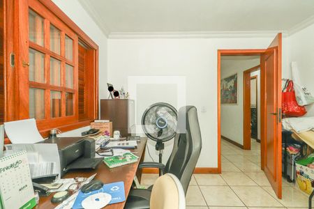 Escritório de casa à venda com 4 quartos, 200m² em Morro Santana, Porto Alegre