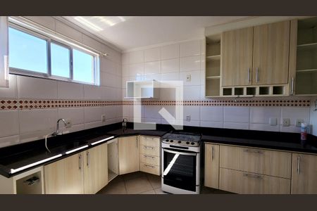 Cozinha de apartamento à venda com 2 quartos, 67m² em Cidade Luíza, Jundiaí