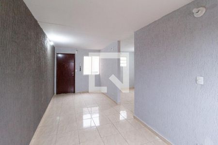 Sala de apartamento para alugar com 2 quartos, 56m² em Conjunto Habitacional Presidente Castelo Branco, Carapicuíba