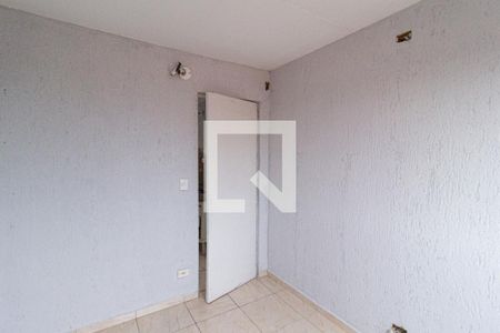 Quarto 1 de apartamento para alugar com 2 quartos, 56m² em Conjunto Habitacional Presidente Castelo Branco, Carapicuíba