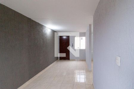 Sala de apartamento para alugar com 2 quartos, 56m² em Conjunto Habitacional Presidente Castelo Branco, Carapicuíba