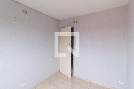 Quarto 2 de apartamento para alugar com 2 quartos, 56m² em Conjunto Habitacional Presidente Castelo Branco, Carapicuíba