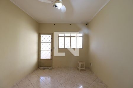 Sala de casa para alugar com 2 quartos, 70m² em Jardim Diva Tarla de Carvalho, Ribeirão Preto