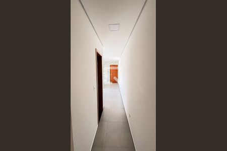 Corredor de apartamento para alugar com 2 quartos, 58m² em Vila Eldizia, Santo André