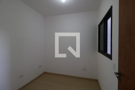 Quarto de apartamento para alugar com 2 quartos, 58m² em Vila Eldizia, Santo André