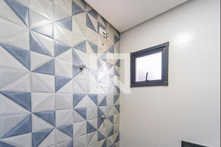 Banheiro  de apartamento à venda com 2 quartos, 115m² em Vila Eldizia, Santo André