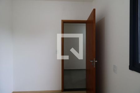 Quarto de apartamento para alugar com 2 quartos, 58m² em Vila Eldizia, Santo André