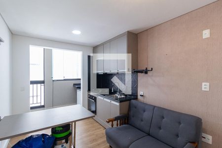 Sala de apartamento para alugar com 1 quarto, 32m² em Centro, Osasco