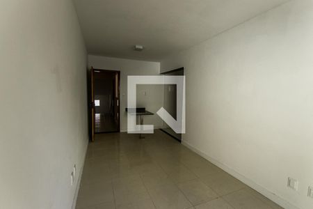 Sala de apartamento para alugar com 2 quartos, 54m² em São Cristóvão, Salvador