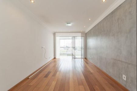 Sala de apartamento à venda com 3 quartos, 82m² em Vila Gumercindo, São Paulo