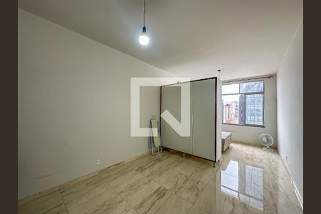 Studio de kitnet/studio para alugar com 1 quarto, 34m² em Centro, Rio de Janeiro