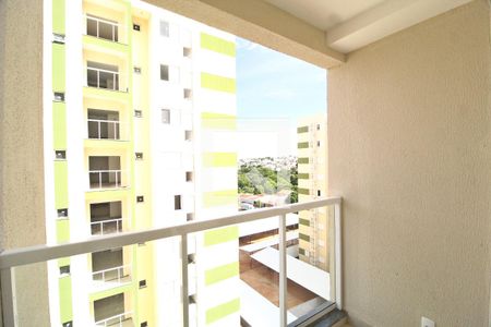 Sacada de apartamento para alugar com 2 quartos, 55m² em Jaraguá, Uberlândia