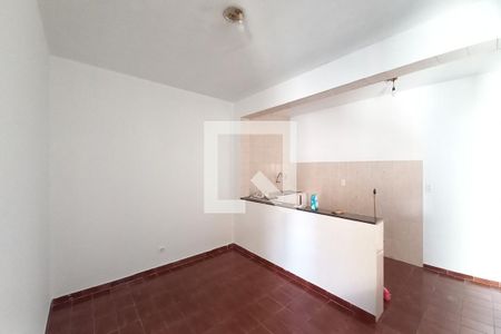 Sala de casa à venda com 3 quartos, 252m² em Vila Papelão, Campinas