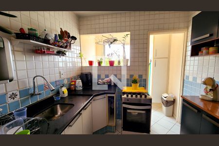 Cozinha e Área de Serviço de apartamento para alugar com 2 quartos, 65m² em Vila Rio Branco, Jundiaí