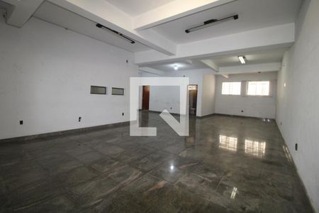 Sala de casa para alugar com 3 quartos, 390m² em Parque Taquaral, Campinas