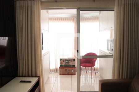 Sala de apartamento para alugar com 3 quartos, 97m² em Jardim Goiás, Goiânia