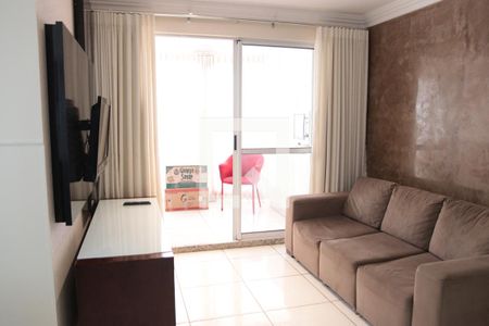 Sala de apartamento para alugar com 3 quartos, 97m² em Jardim Goiás, Goiânia