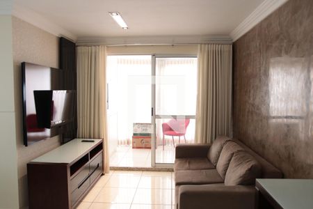 Sala de apartamento para alugar com 3 quartos, 97m² em Jardim Goiás, Goiânia