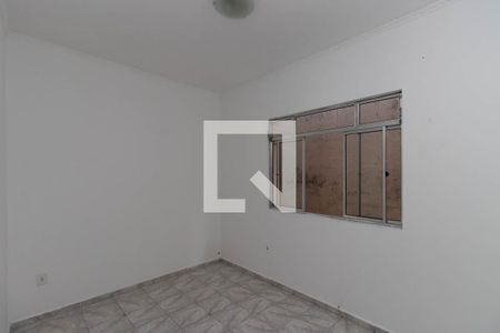 Quarto 1 de casa para alugar com 2 quartos, 70m² em Vila Sabrina, São Paulo