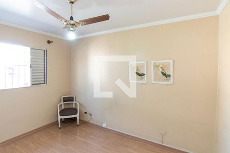 Quarto 2 de casa para alugar com 2 quartos, 120m² em Vila Maria, São Paulo