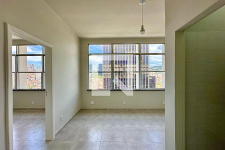 Sala de apartamento para alugar com 1 quarto, 47m² em Centro, Rio de Janeiro