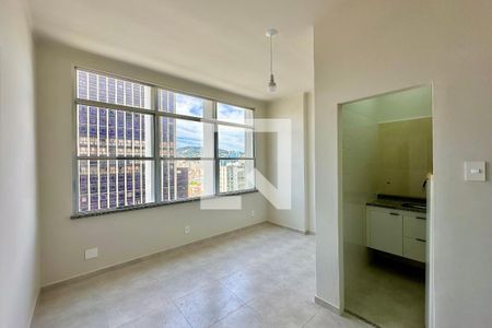 Sala de apartamento para alugar com 1 quarto, 47m² em Centro, Rio de Janeiro