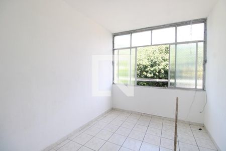 Sala de apartamento para alugar com 2 quartos, 70m² em Piedade, Rio de Janeiro