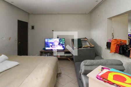 Casa para alugar com 4 quartos, 100m² em Jardim Rodolfo Pirani, São Paulo