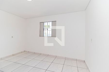 Quarto 1 de casa para alugar com 2 quartos, 70m² em Fazenda Caguaçu, São Paulo