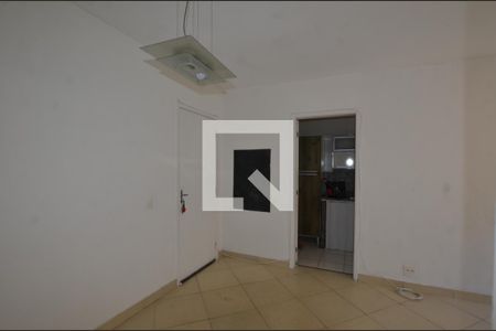 Sala de apartamento para alugar com 2 quartos, 48m² em Inhoaíba, Rio de Janeiro