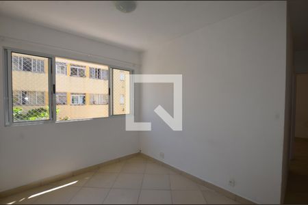 Sala de apartamento para alugar com 2 quartos, 48m² em Inhoaíba, Rio de Janeiro