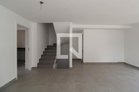 Sala de casa de condomínio à venda com 3 quartos, 276m² em Vila Madalena, São Paulo