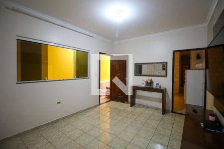 Sala de casa para alugar com 3 quartos, 160m² em Jardim Tinoco, Ferraz de Vasconcelos