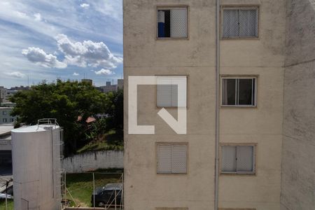 Vista Quarto 1 de apartamento para alugar com 2 quartos, 48m² em Cidade Líder, São Paulo