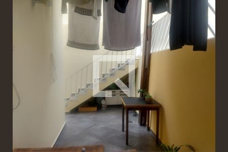 Casa à venda com 3 quartos, 224m² em Jaguaré, São Paulo