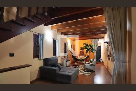 Casa à venda com 3 quartos, 360m² em Vila Floresta, Santo André