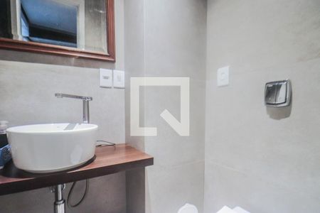 Lavabo de apartamento à venda com 4 quartos, 215m² em Três Figueiras, Porto Alegre