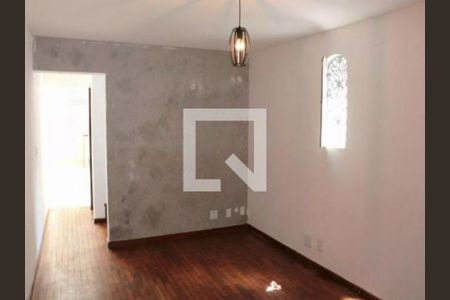 Casa à venda com 3 quartos, 125m² em Ferreira, São Paulo