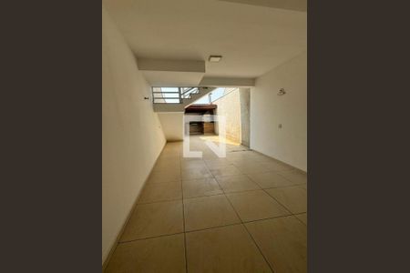 Casa à venda com 3 quartos, 106m² em Vila Camilópolis, Santo André