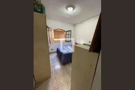 Casa à venda com 3 quartos, 152m² em Jardim Rina, Santo André