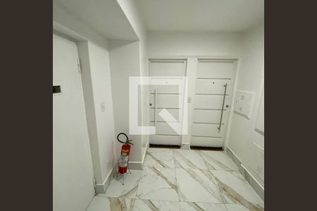 Apartamento para alugar com 3 quartos, 133m² em Setor Bueno, Goiânia