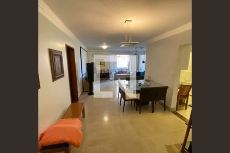 Apartamento para alugar com 3 quartos, 133m² em Setor Bueno, Goiânia