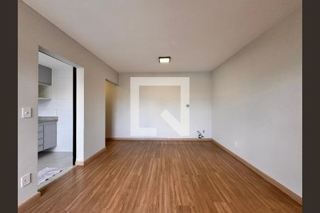 Sala de apartamento para alugar com 2 quartos, 64m² em Jardim Bela Vista, Santo André