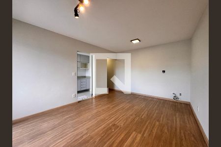 Sala de apartamento para alugar com 2 quartos, 64m² em Jardim Bela Vista, Santo André