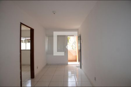 Sala de casa para alugar com 2 quartos, 42m² em Cascadura, Rio de Janeiro