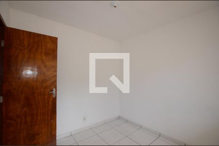 Quarto 1 de casa para alugar com 2 quartos, 42m² em Cascadura, Rio de Janeiro