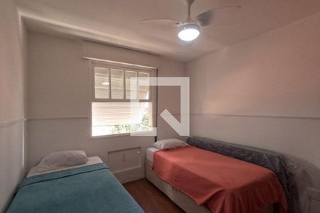 Quarto 1 de apartamento para alugar com 2 quartos, 114m² em Gonzaga, Santos