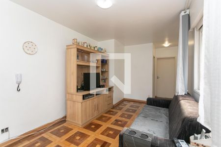 Sala de apartamento para alugar com 1 quarto, 47m² em São João, Porto Alegre