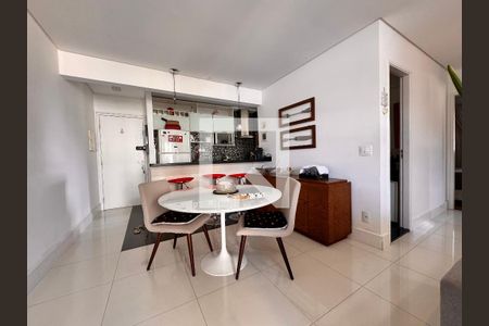 Sala de apartamento para alugar com 2 quartos, 68m² em Vila Curuçá, Santo André